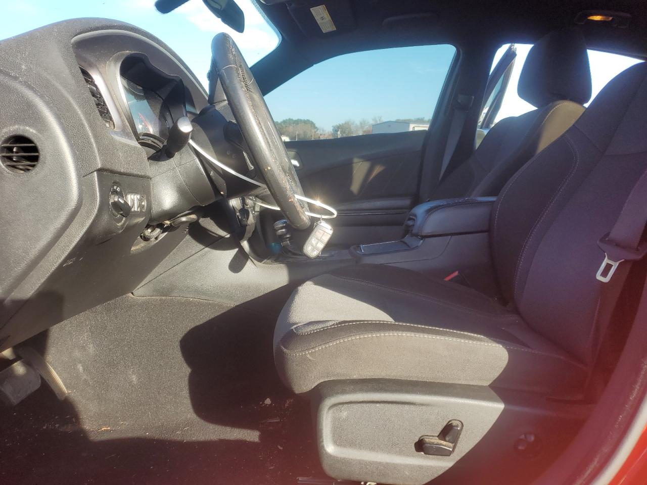 2020 DODGE CHARGER SXT photo 7