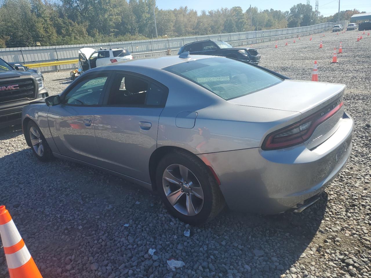 2015 DODGE CHARGER photo 3