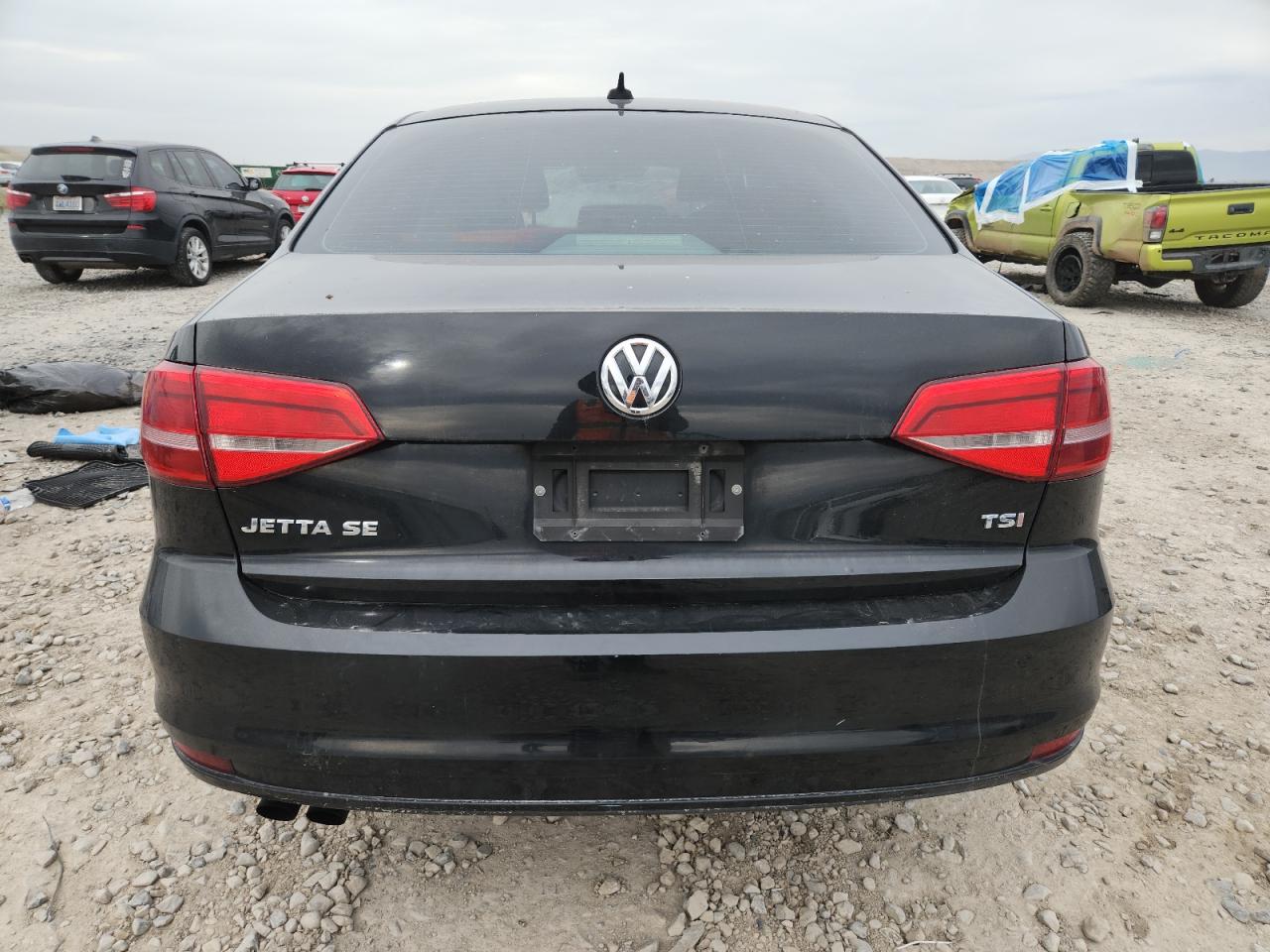 2015 VOLKSWAGEN JETTA SE photo 6