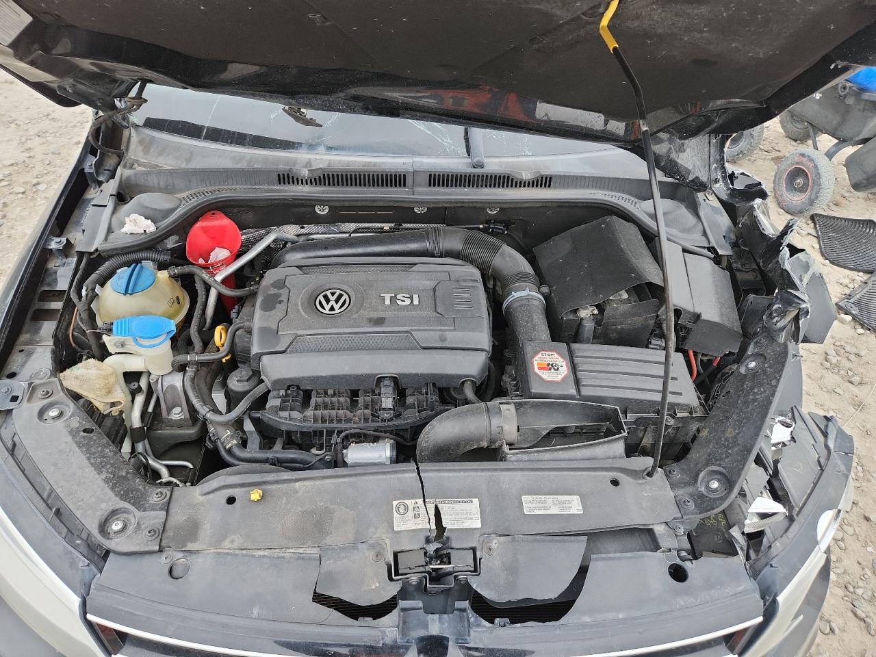2015 VOLKSWAGEN JETTA SE photo 11