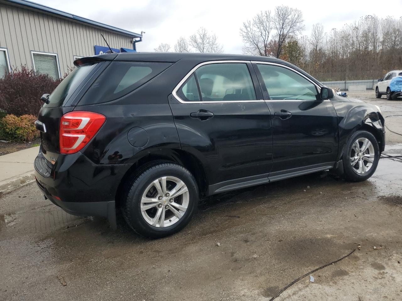 2016 CHEVROLET EQUINOX LS photo 3