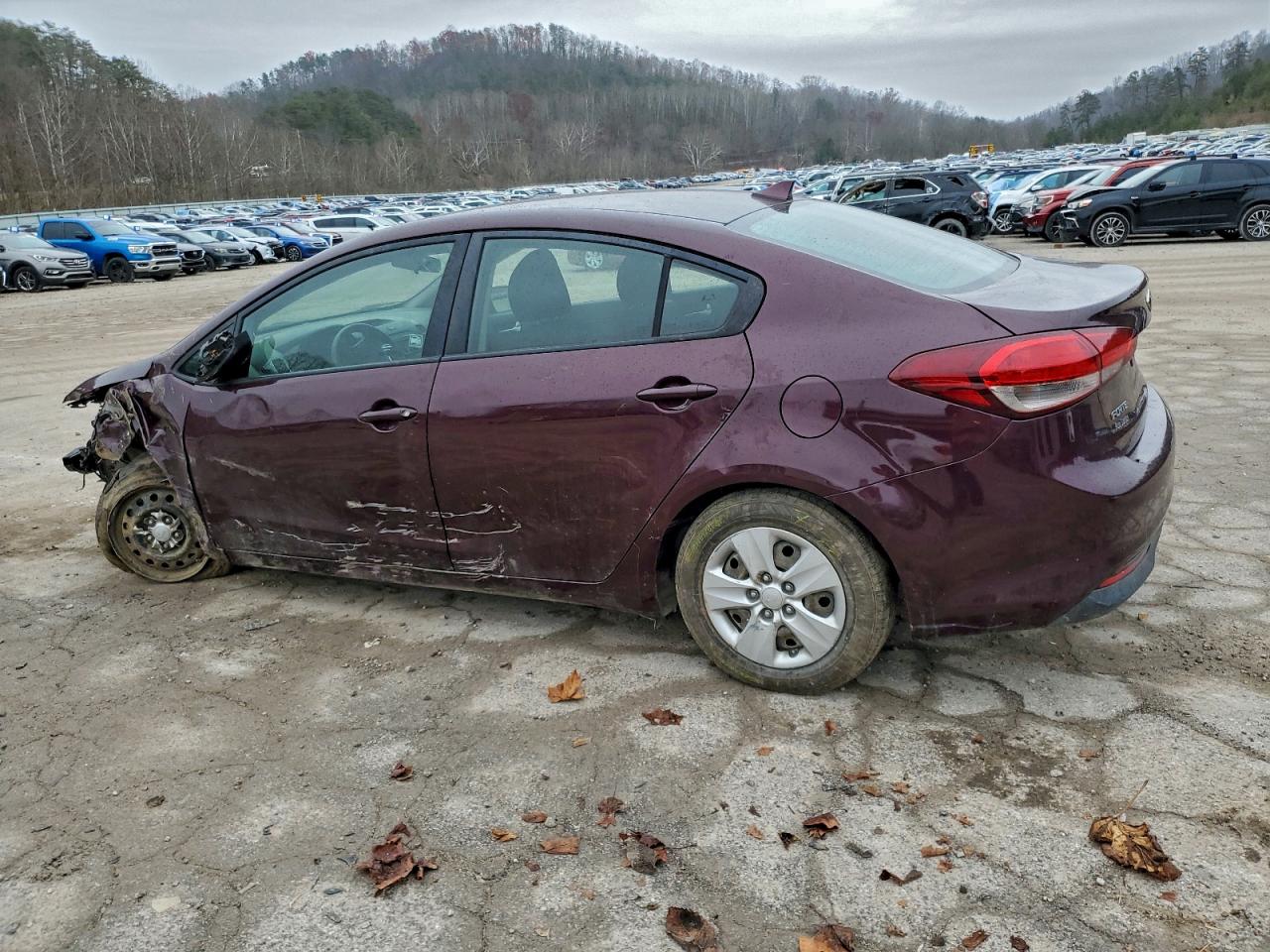 2018 KIA FORTE LX photo 3