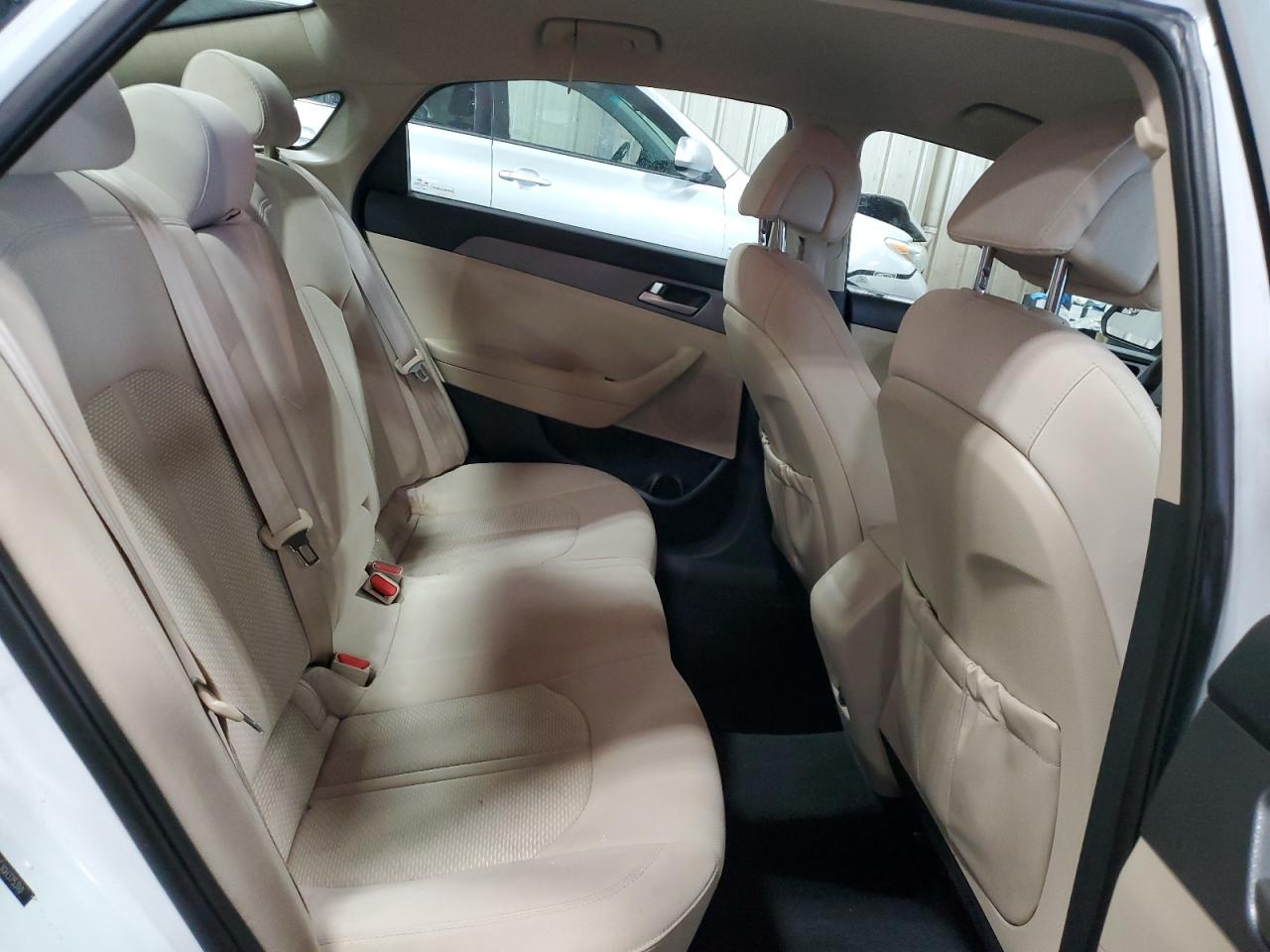2016 HYUNDAI SONATA SE photo 19
