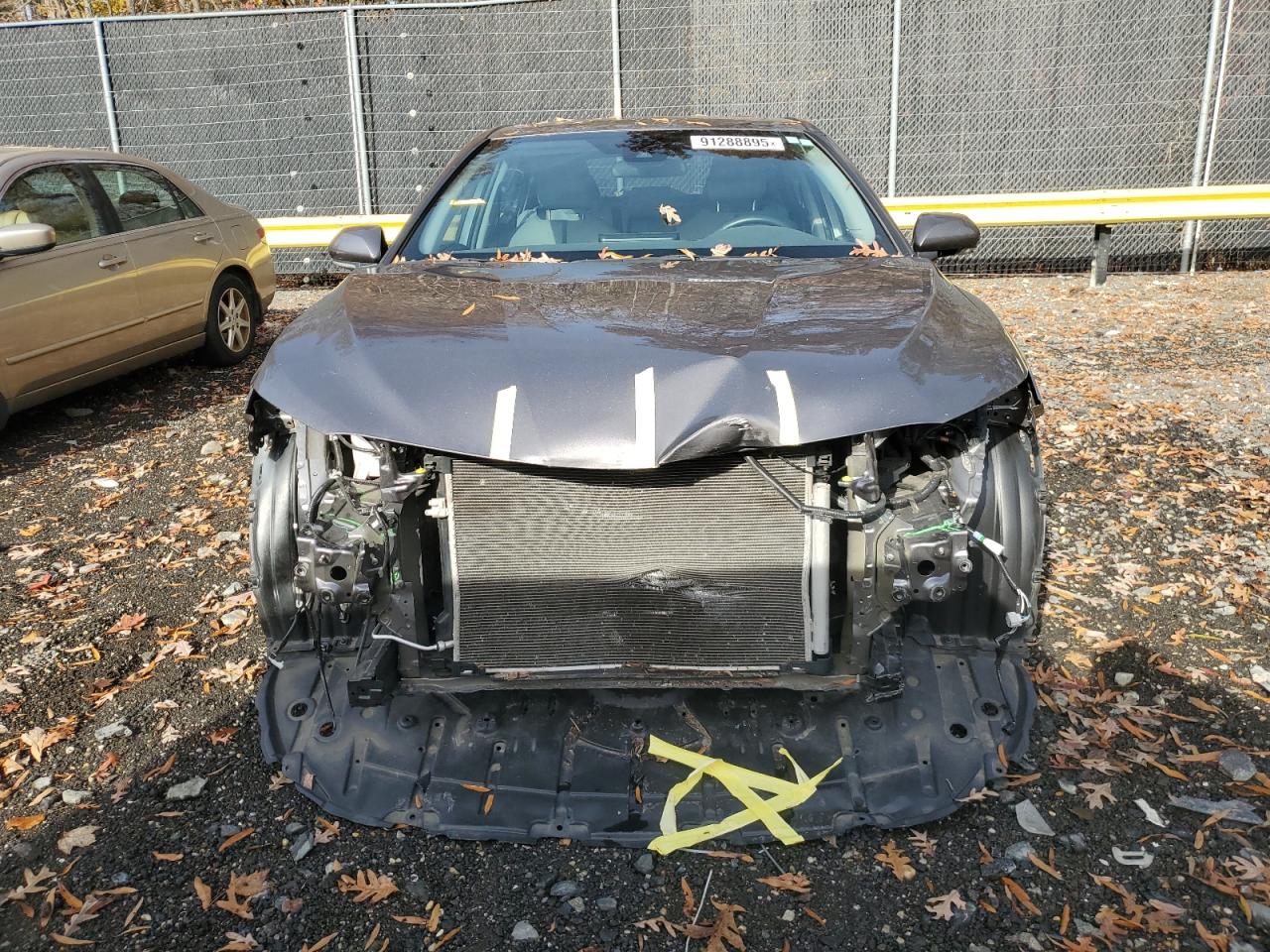 2021 TOYOTA CAMRY SE photo 9
