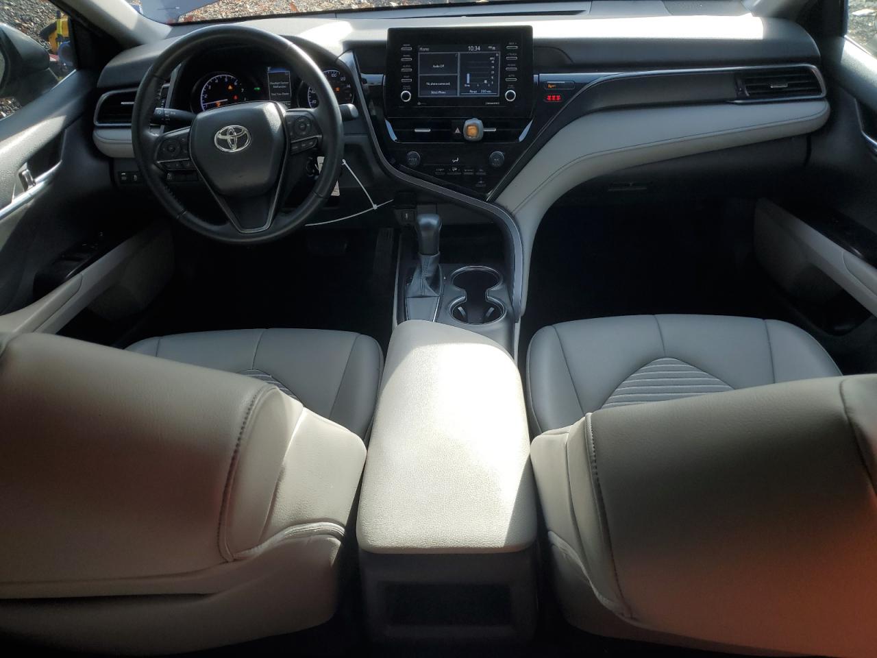 2021 TOYOTA CAMRY SE photo 15
