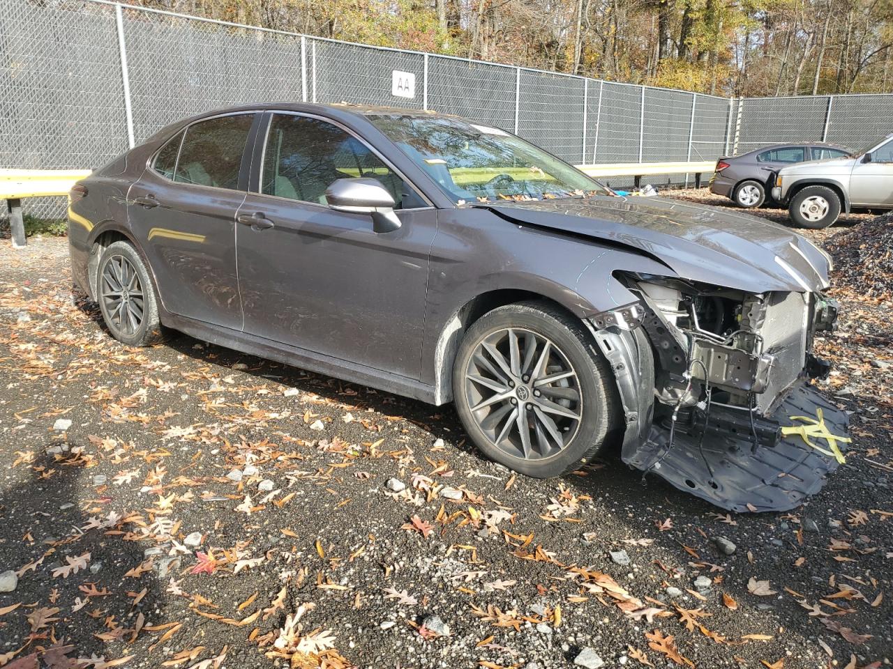 2021 TOYOTA CAMRY SE photo 7