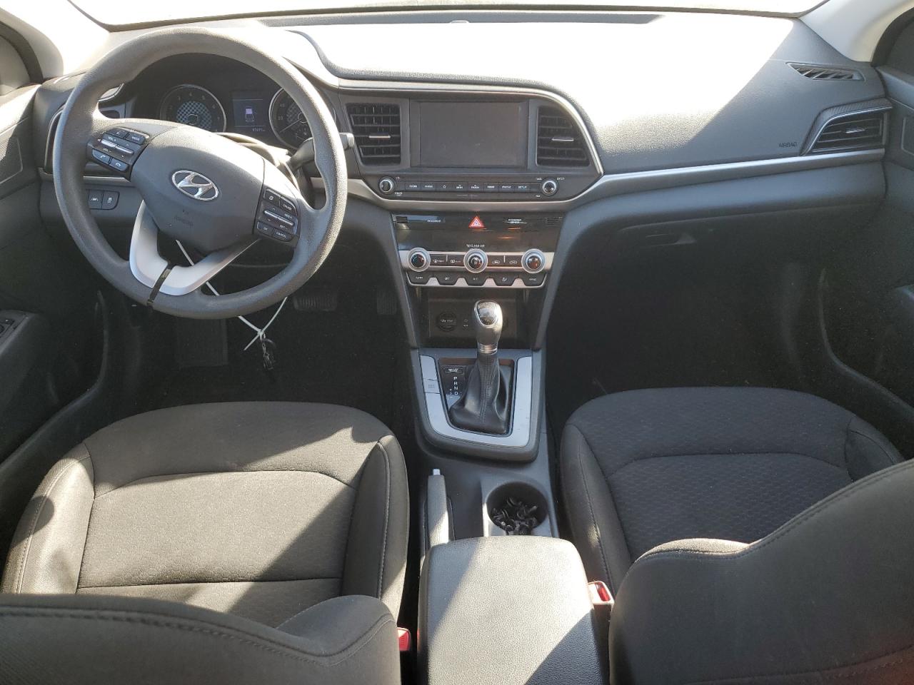 2020 HYUNDAI ELANTRA SEL photo 15