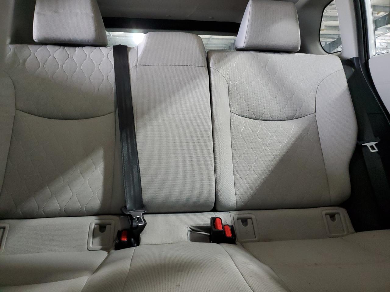 2024 TOYOTA COROLLA CROSS L photo 10