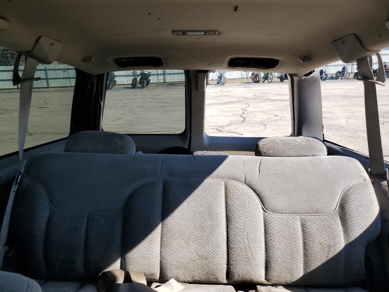 1995 CHEVROLET TAHOE K1500 photo 10