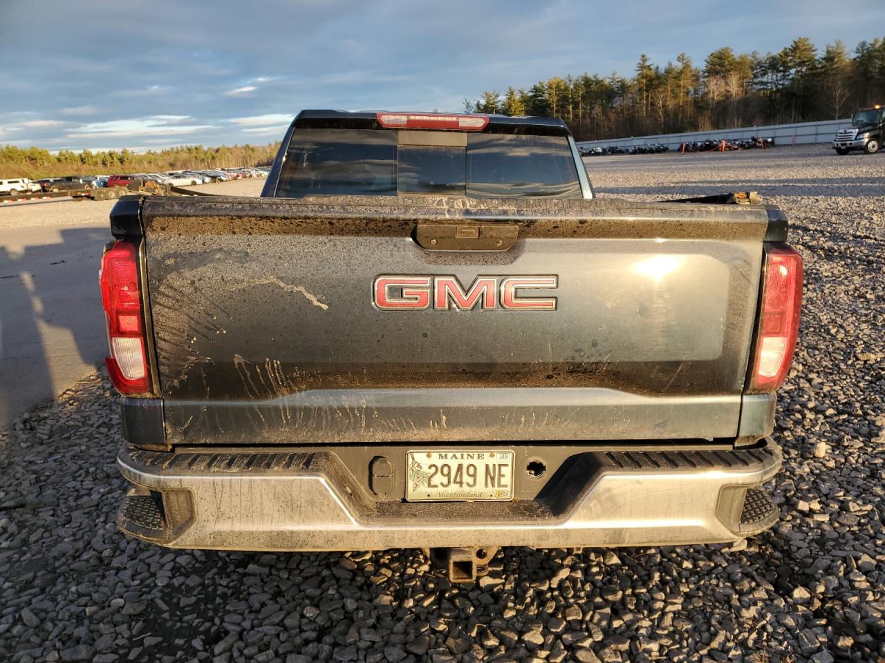 2020 GMC SIERRA K1500 SLE photo 11