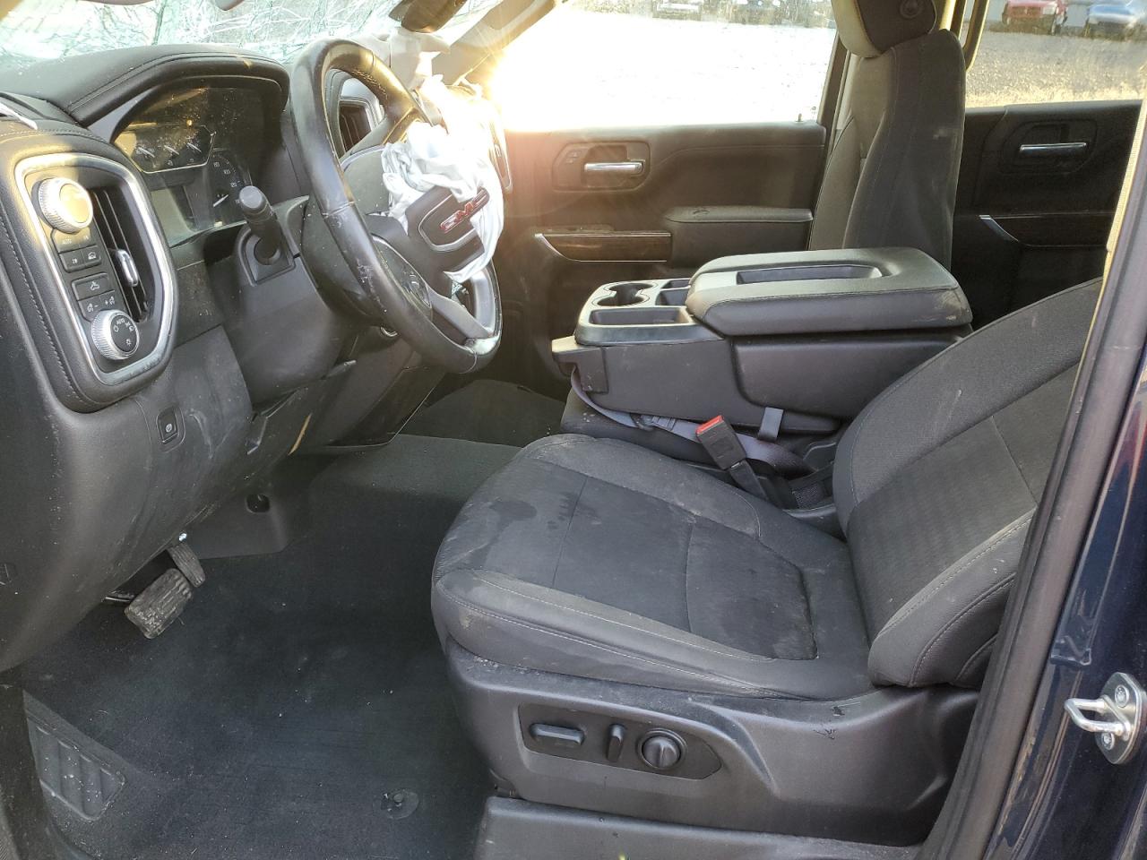 2020 GMC SIERRA K1500 SLE photo 13