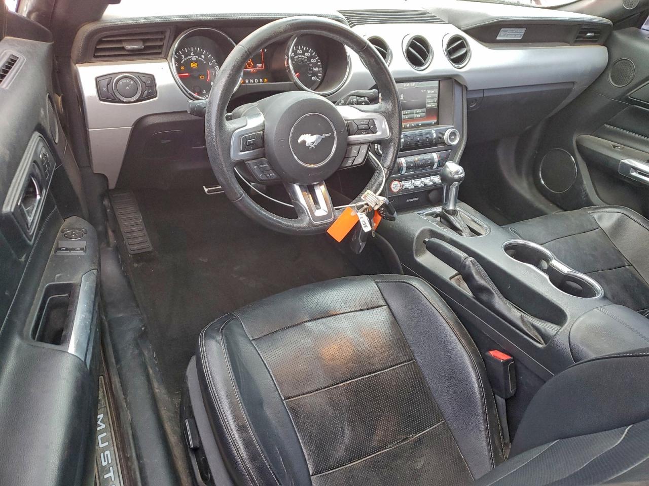 2015 FORD MUSTANG photo 15