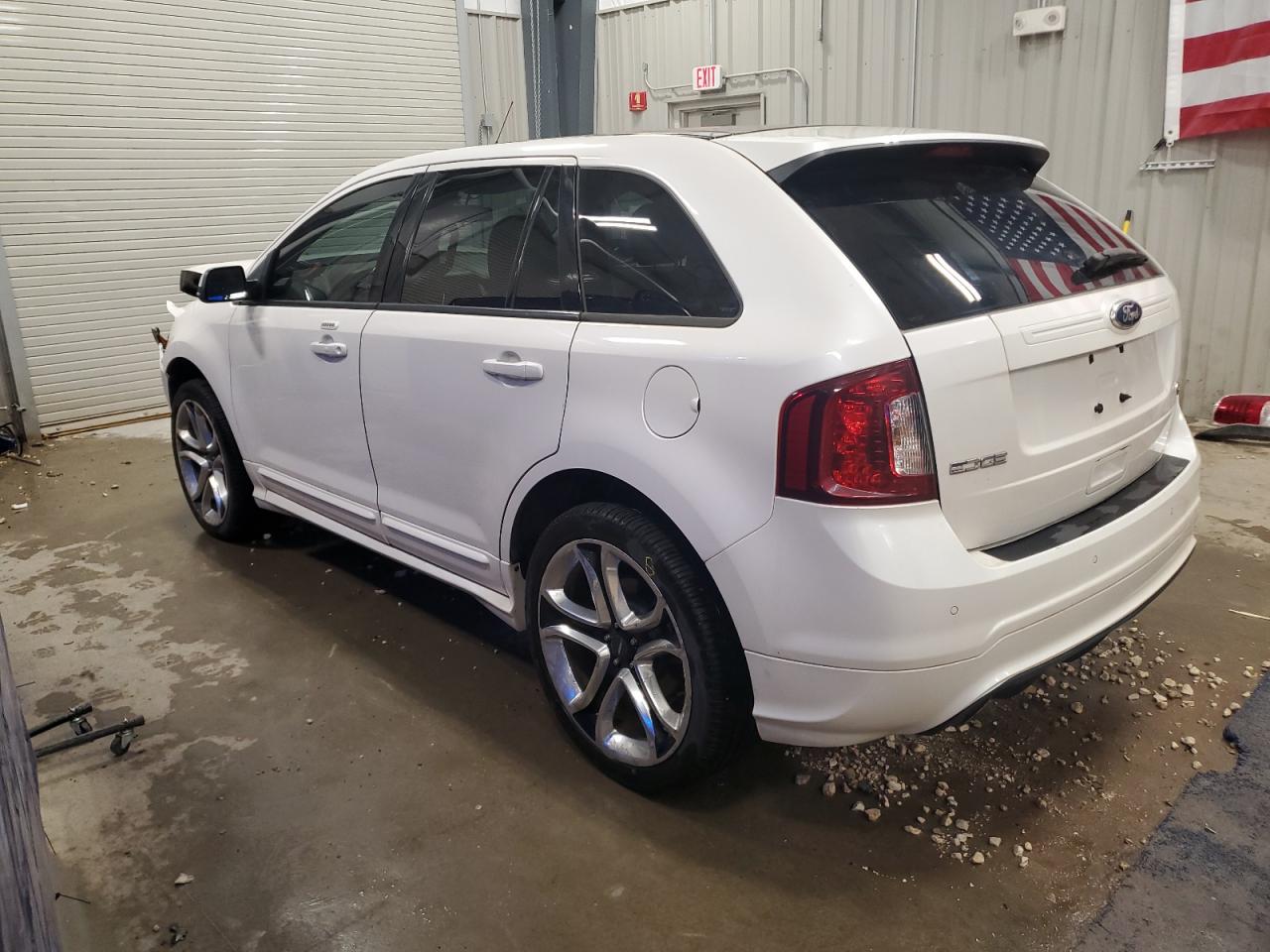 2012 FORD EDGE SPORT photo 2