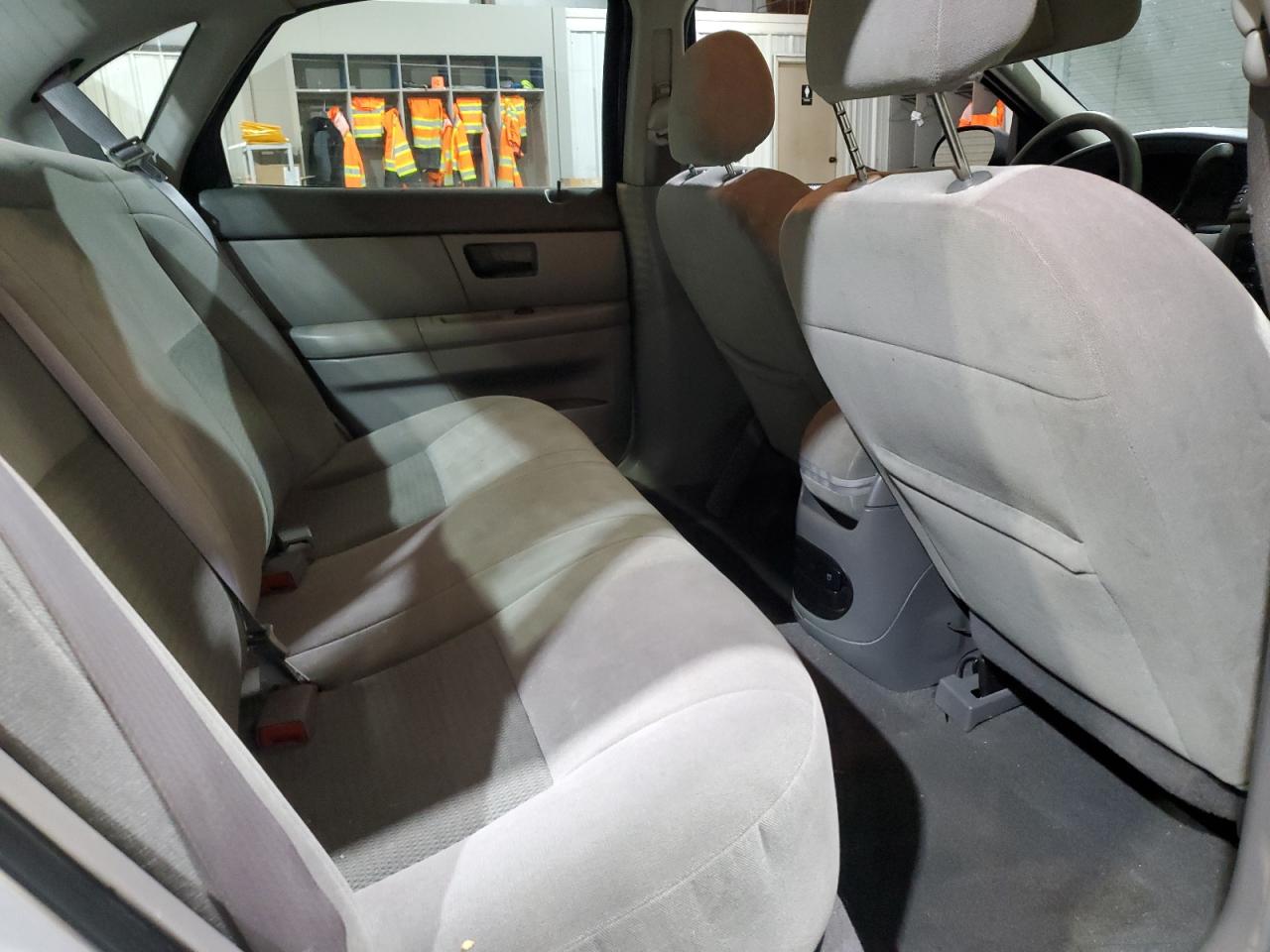 2006 FORD TAURUS SE photo 10