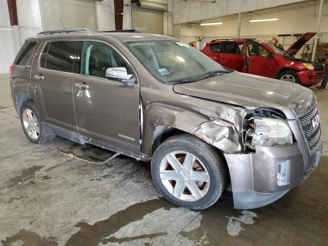 2011 GMC TERRAIN SLT photo 4