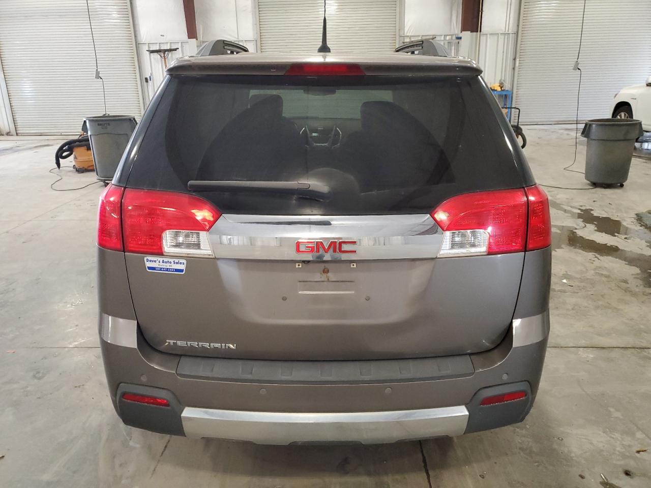 2011 GMC TERRAIN SLT photo 6