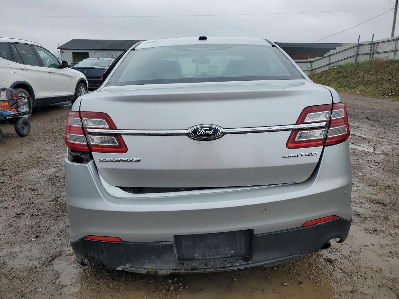 2016 FORD TAURUS LIMITED photo 16