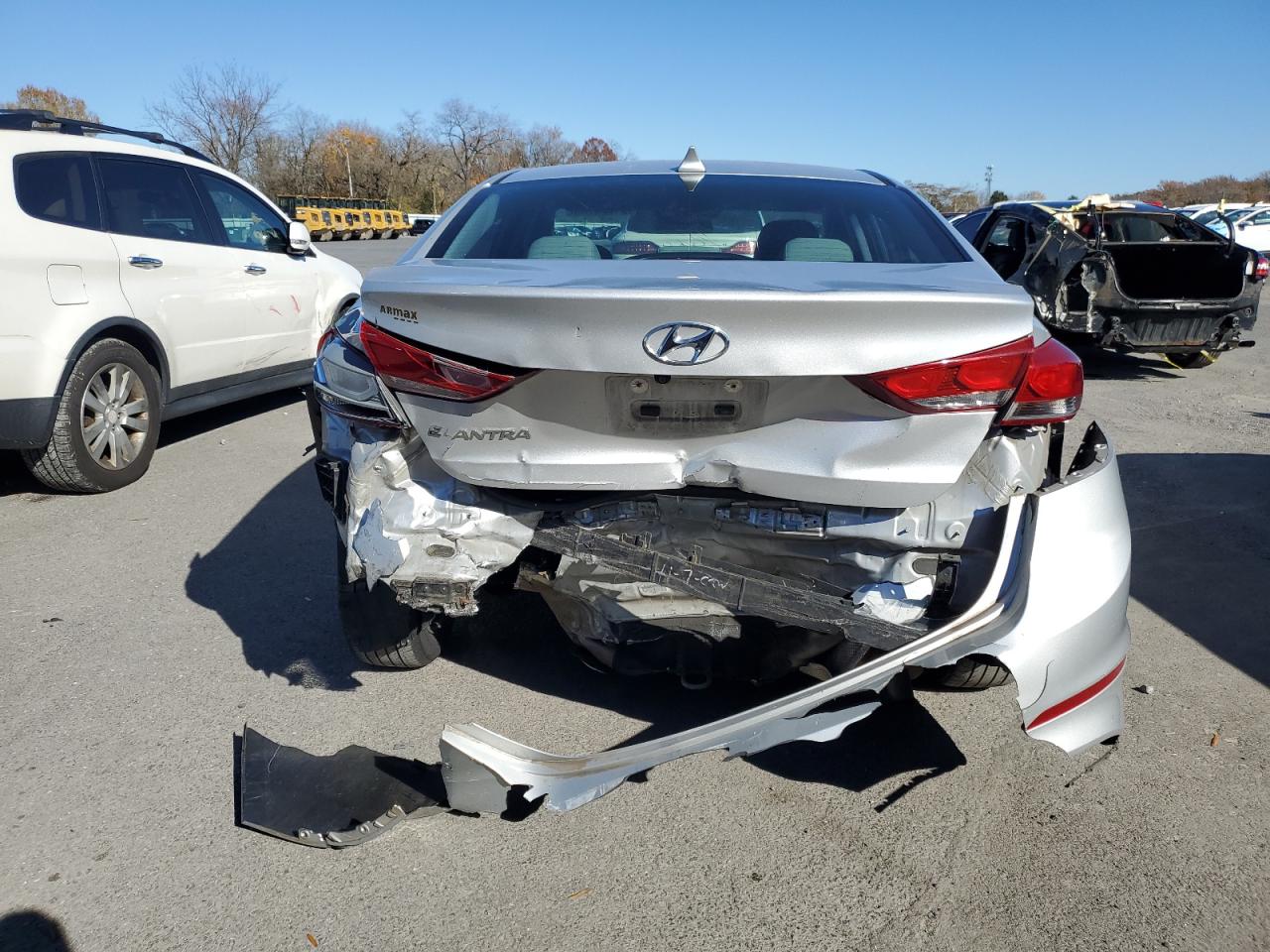 2017 HYUNDAI ELANTRA SE photo 11