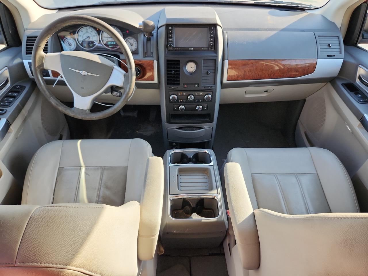 2008 CHRYSLER TOWN & COUNTRY TOURING photo 15