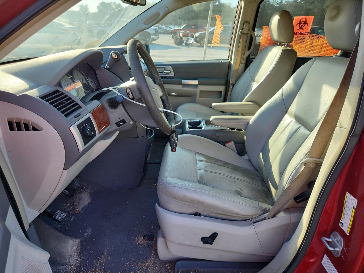 2008 CHRYSLER TOWN & COUNTRY TOURING photo 13