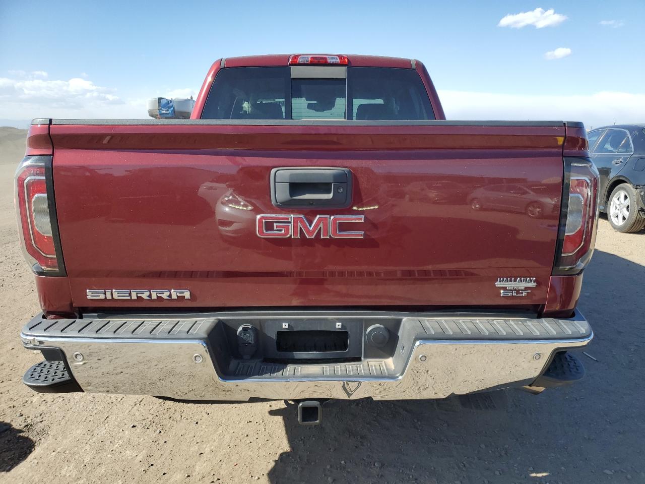 2017 GMC SIERRA K1500 SLT photo 16