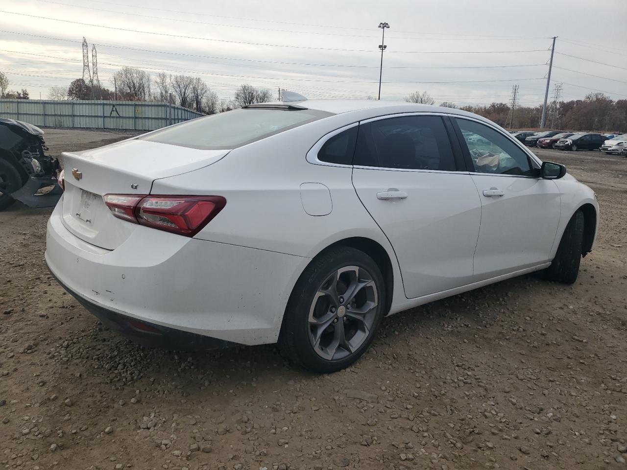 2020 CHEVROLET MALIBU LT photo 5