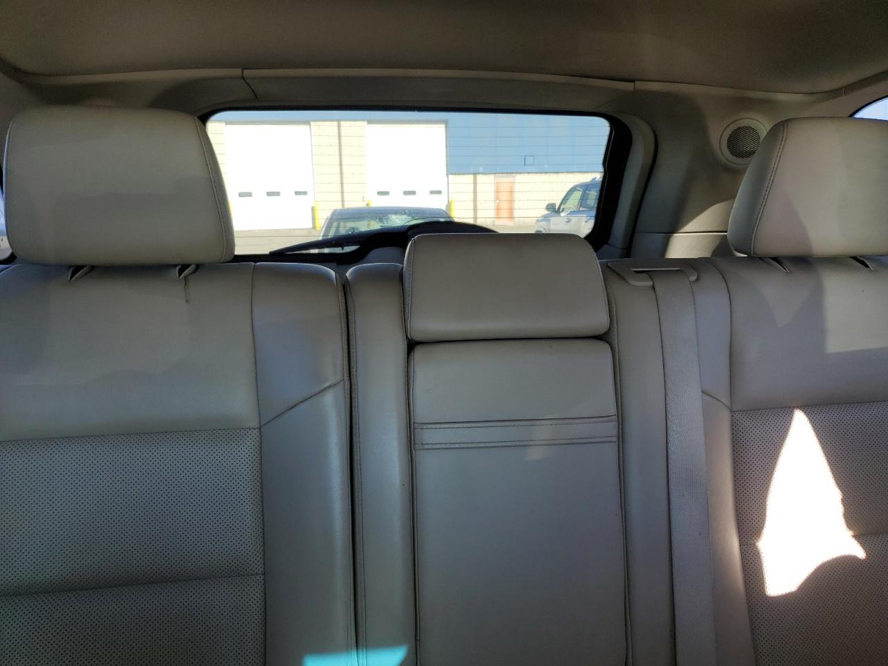2011 JEEP GRAND CHEROKEE LIMITED photo 28