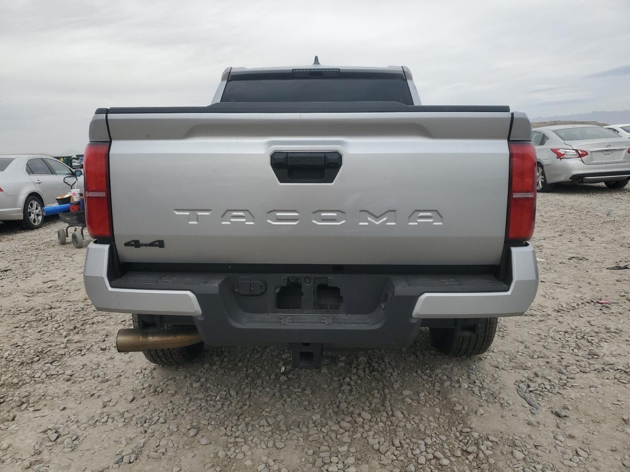 2025 TOYOTA TACOMA photo 6