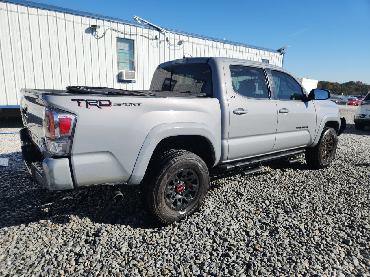 2021 TOYOTA TACOMA TRD SPORT photo 7