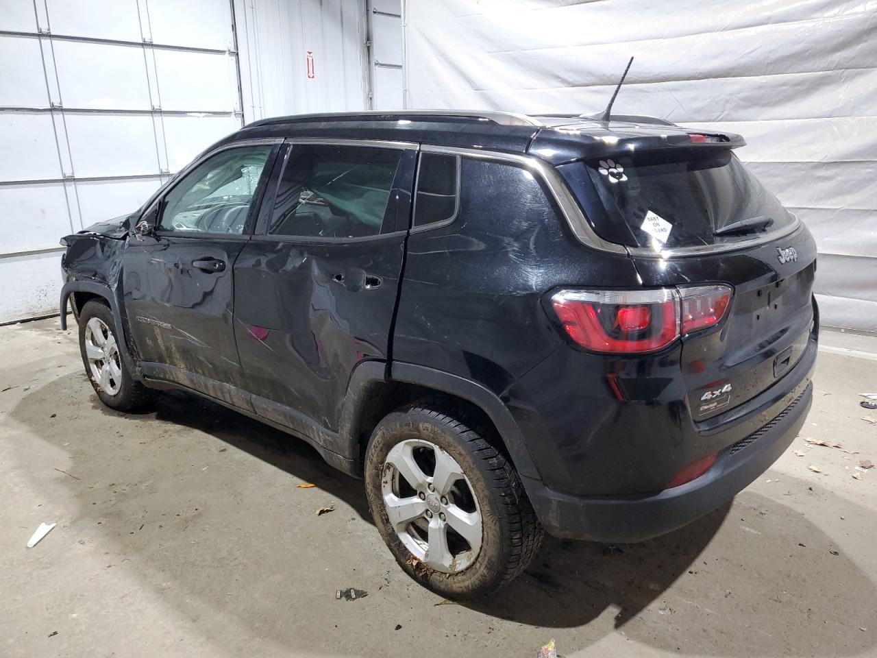 2019 JEEP COMPASS LATITUDE photo 3