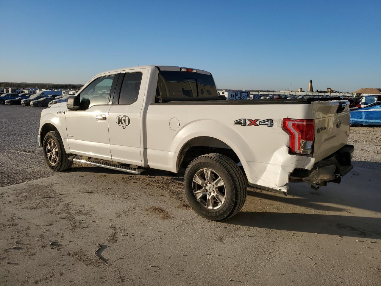 2015 FORD F150 SUPER CAB photo 4