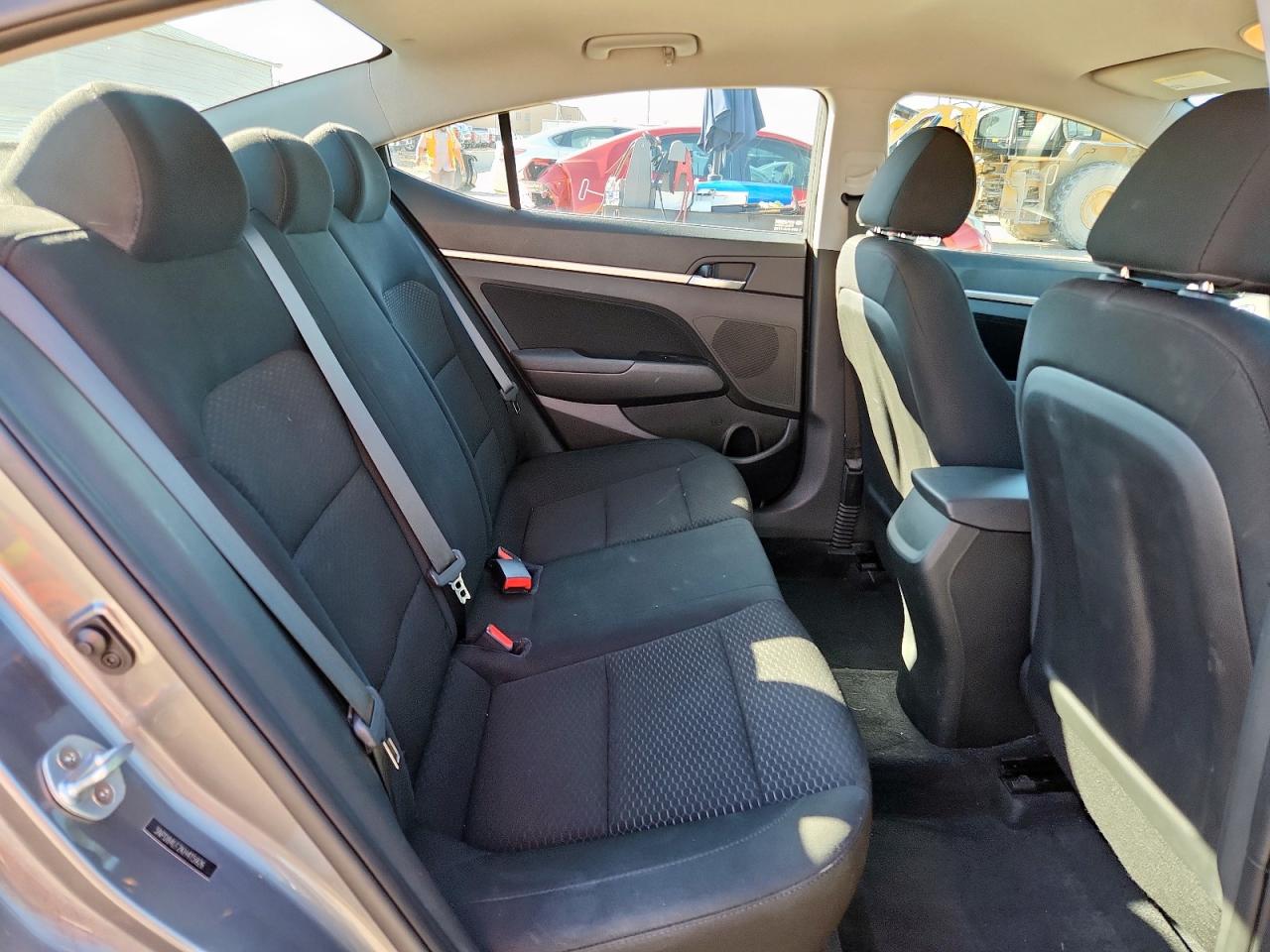2019 HYUNDAI ELANTRA SEL photo 10