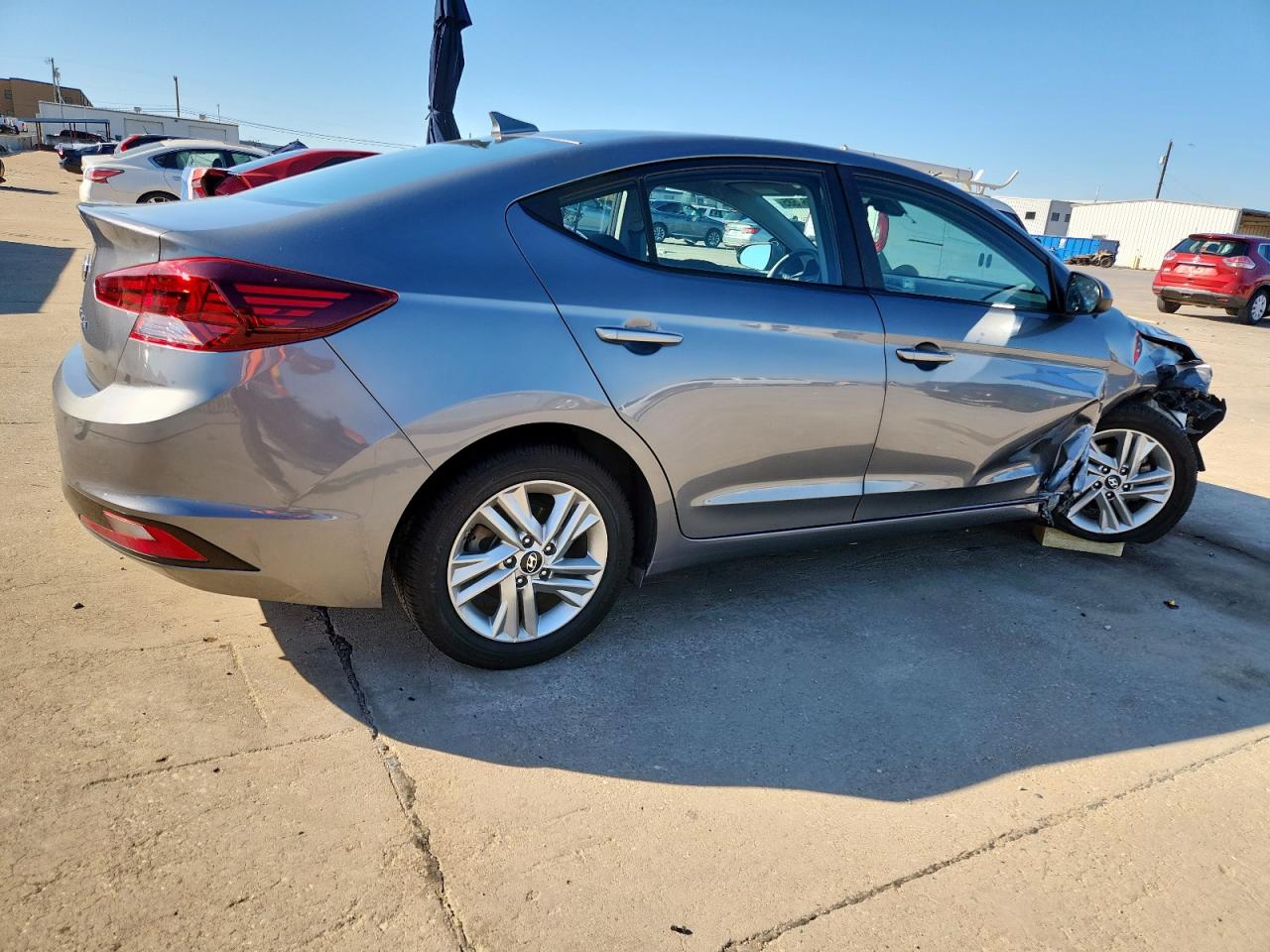2019 HYUNDAI ELANTRA SEL photo 3