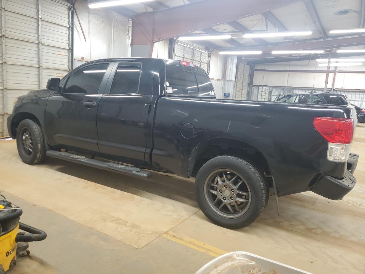 2010 TOYOTA TUNDRA GRADE photo 3