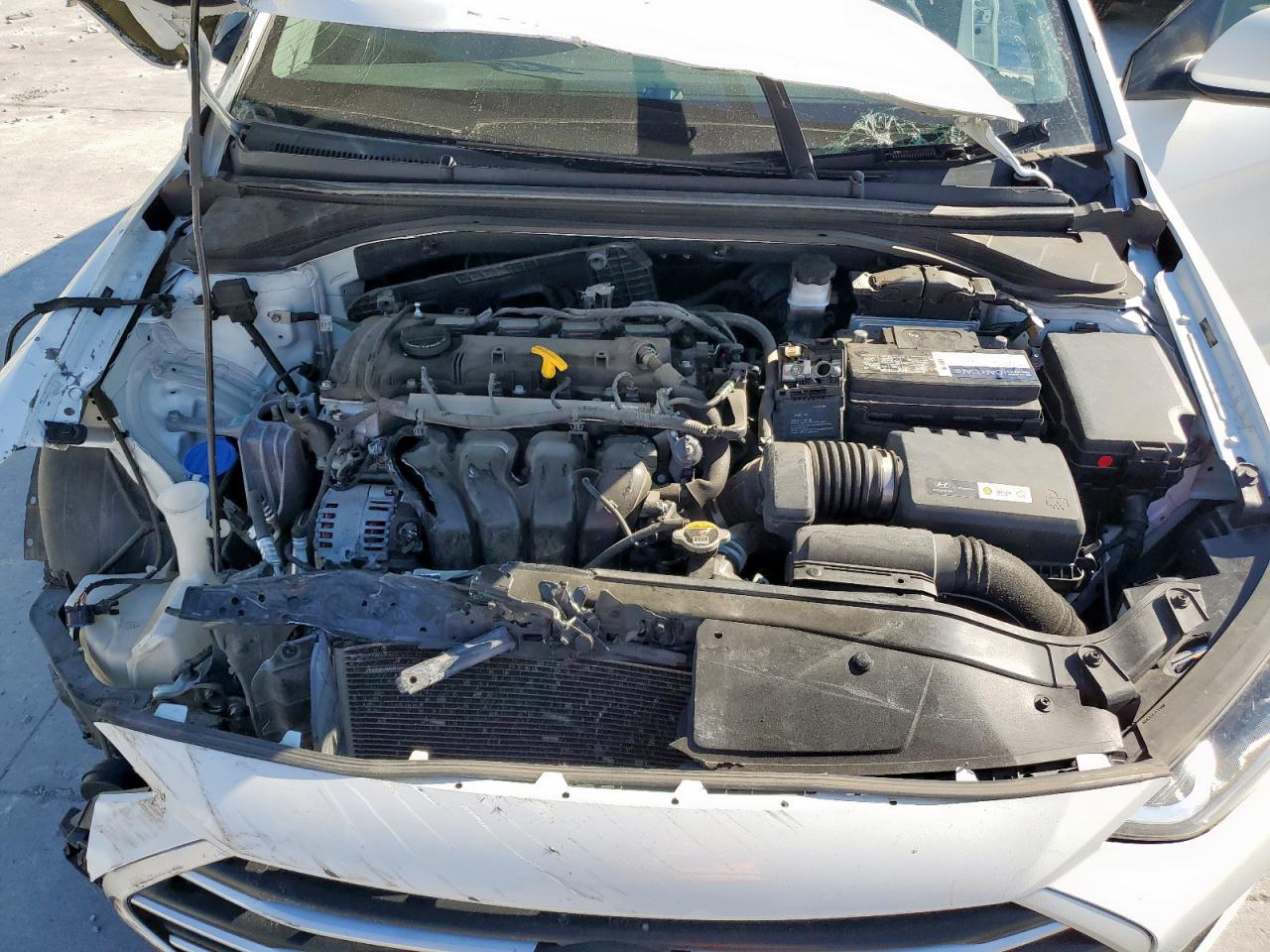 2017 HYUNDAI ELANTRA SE photo 21
