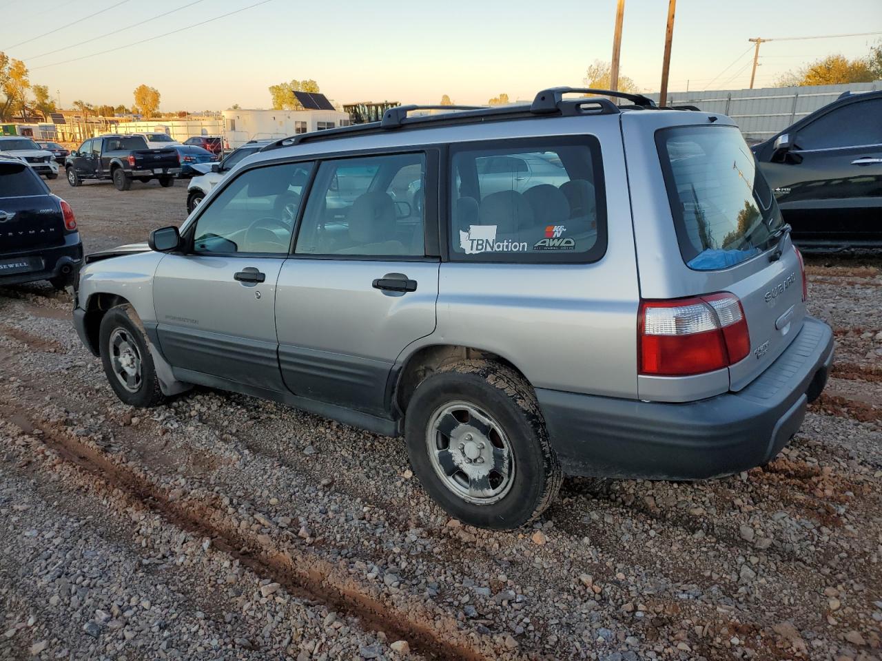 2002 SUBARU FORESTER L photo 2