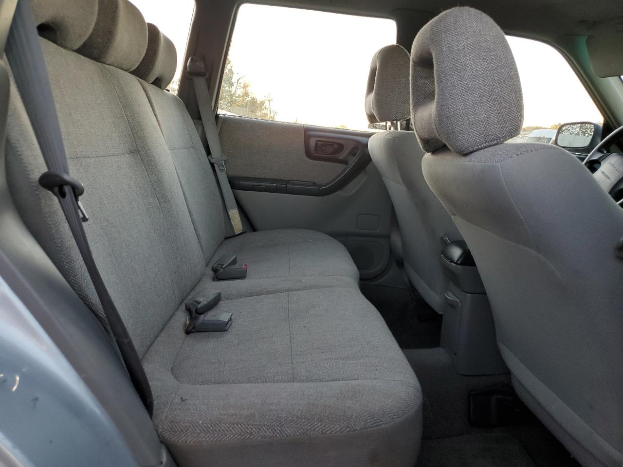 2002 SUBARU FORESTER L photo 10