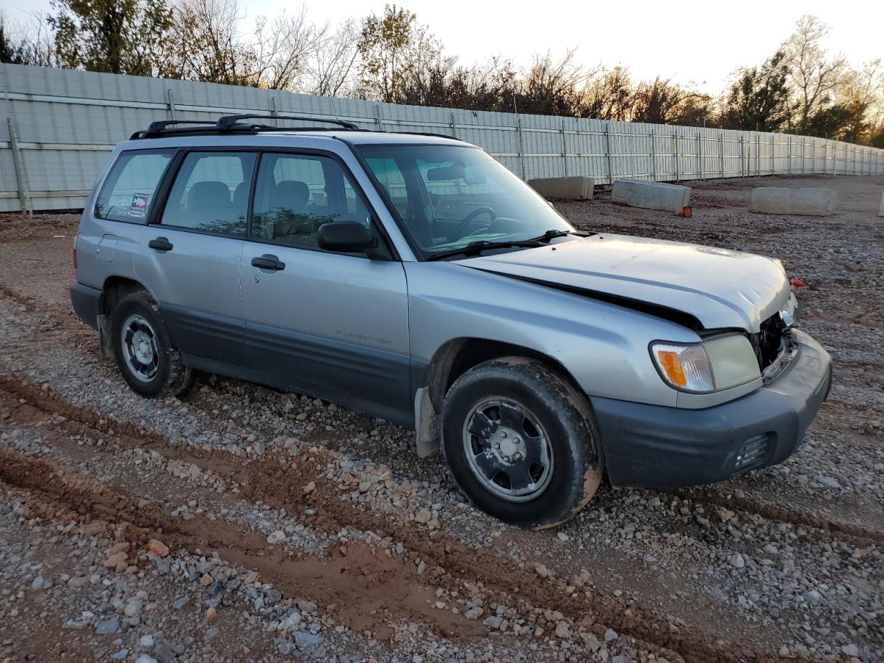 2002 SUBARU FORESTER L photo 4