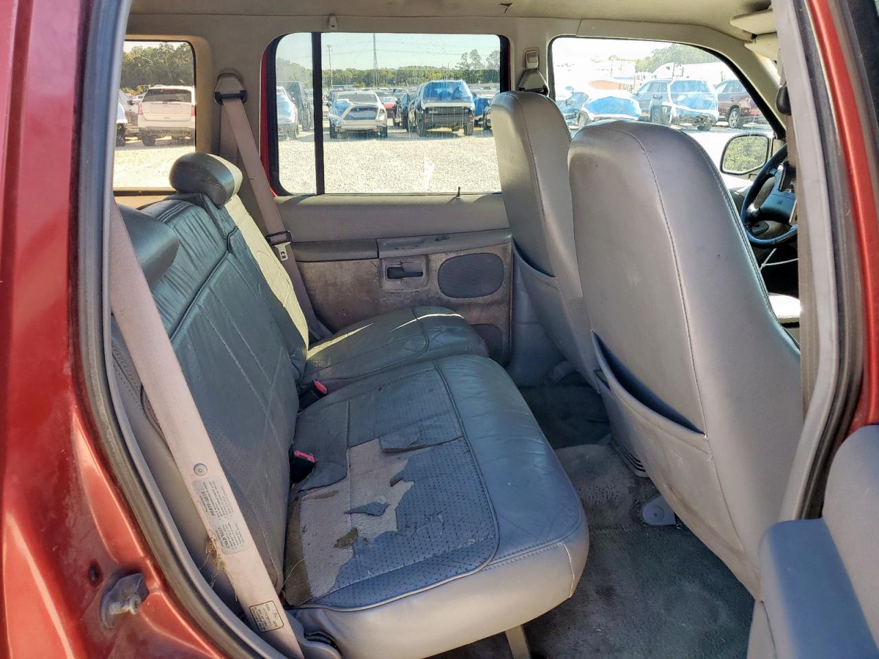 1998 MERCURY MOUNTAINEER photo 11