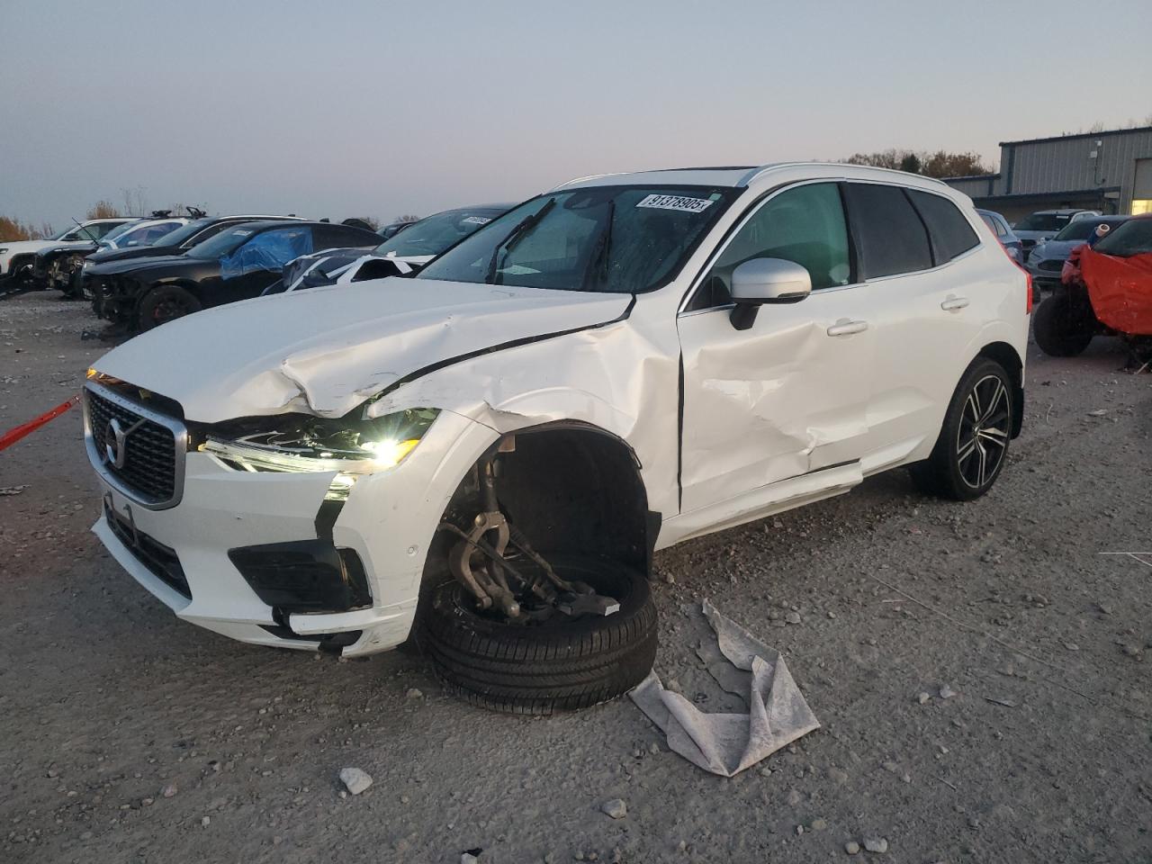 2019 VOLVO XC60