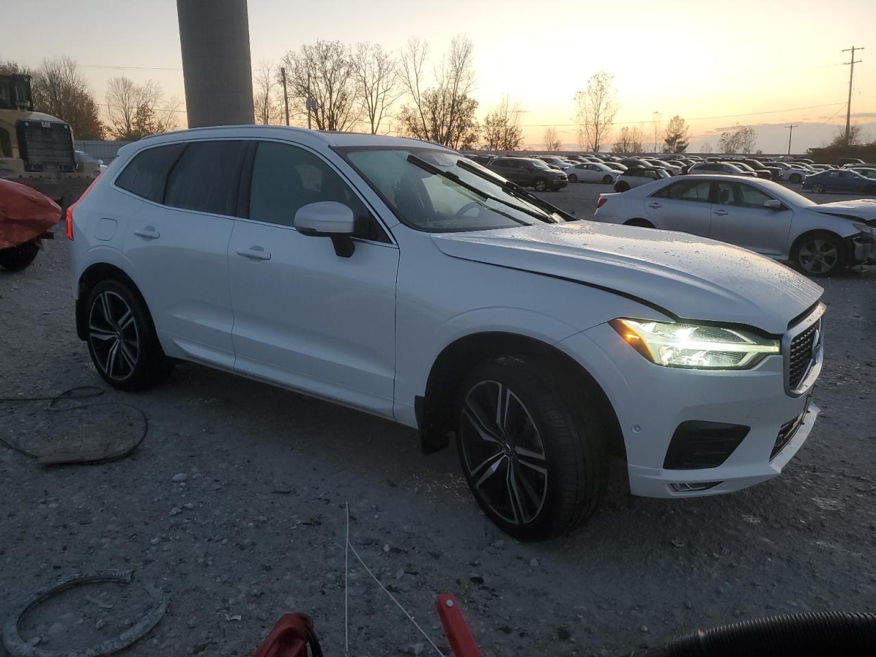 2019 VOLVO XC60 T6 R-DESIGN photo 4