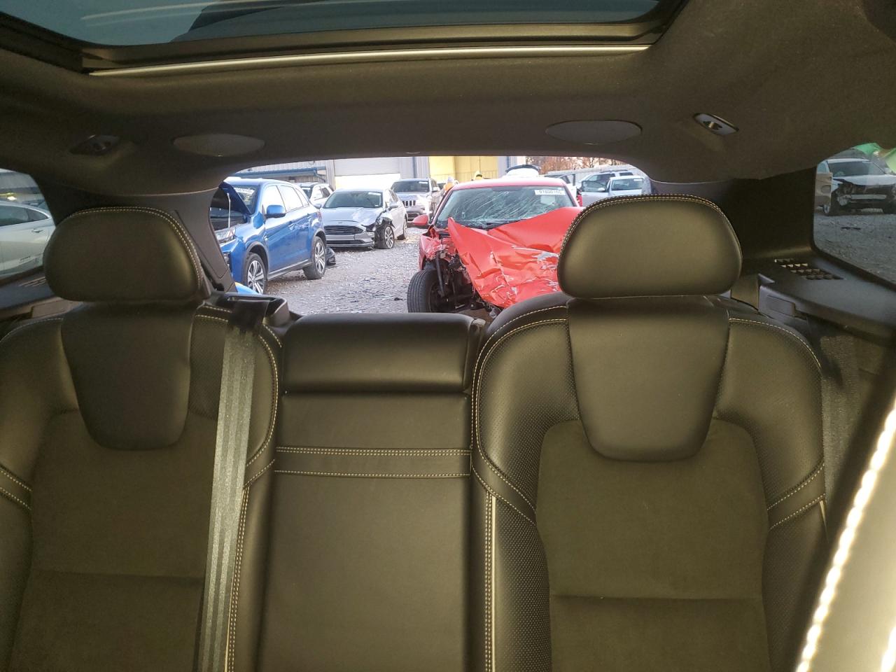 2019 VOLVO XC60 T6 R-DESIGN photo 10