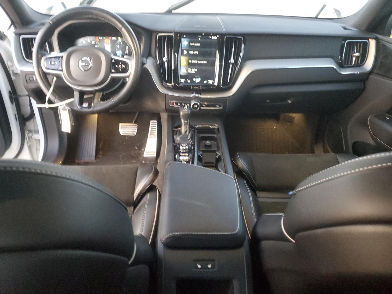 2019 VOLVO XC60 T6 R-DESIGN photo 8