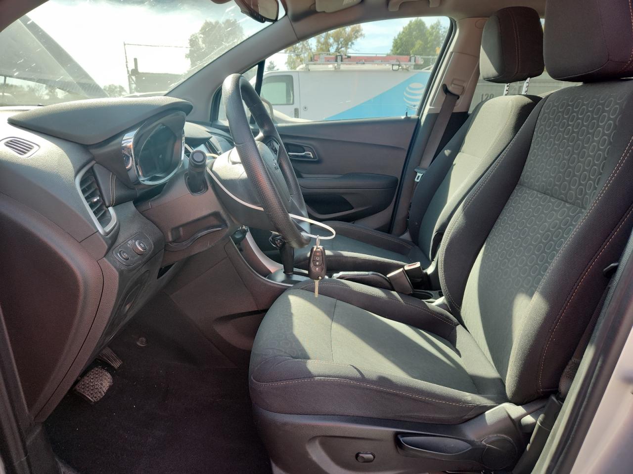 2020 CHEVROLET TRAX LS photo 7