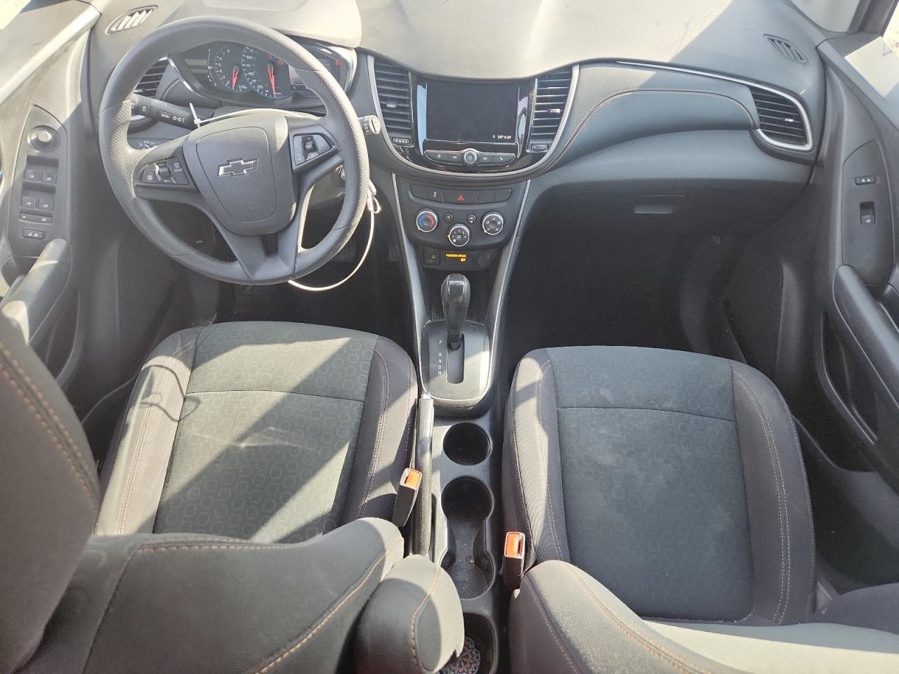 2020 CHEVROLET TRAX LS photo 8