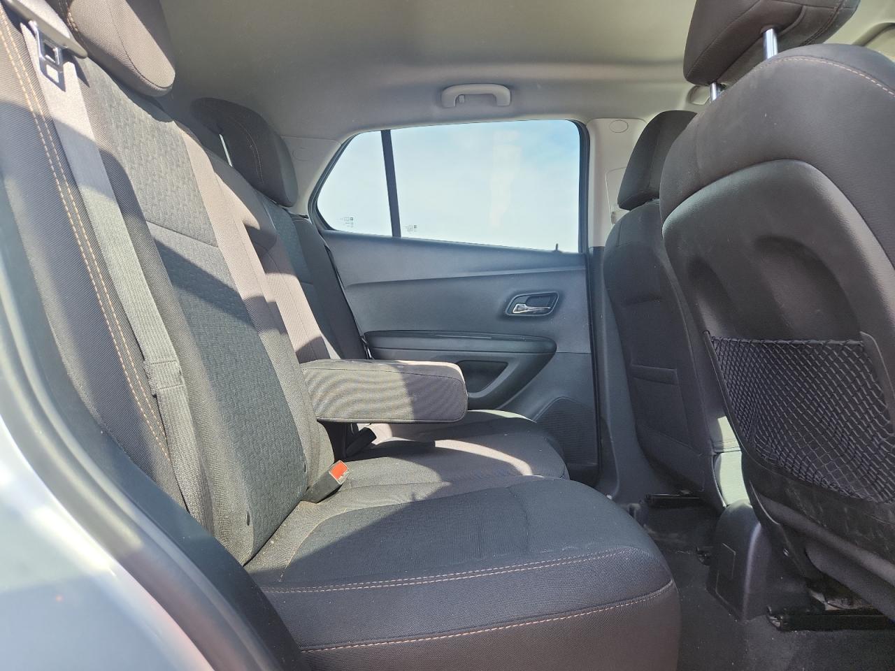 2020 CHEVROLET TRAX LS photo 10