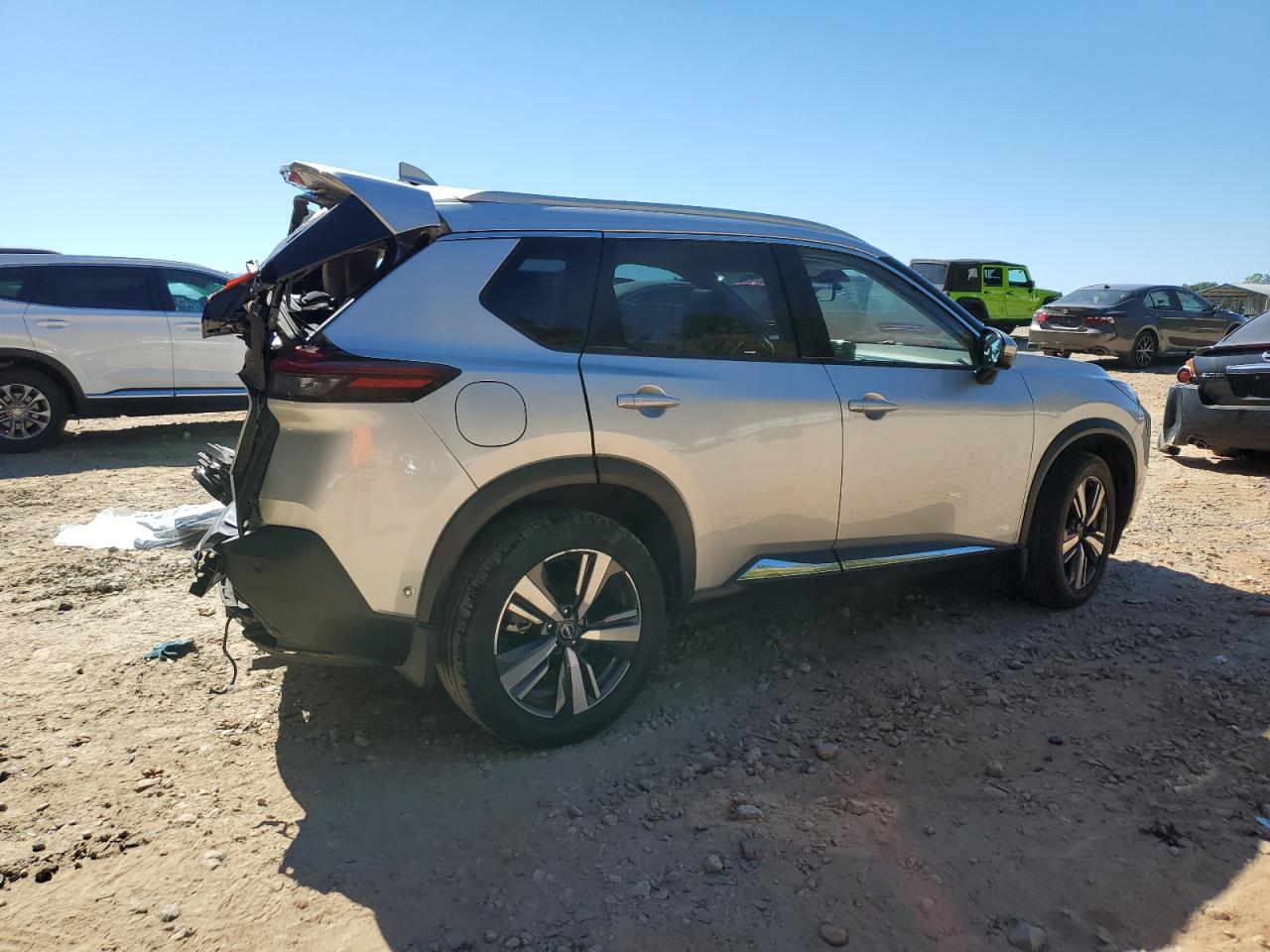 2023 NISSAN ROGUE SL photo 3