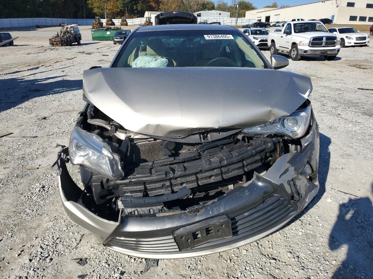 2016 TOYOTA CAMRY LE photo 9