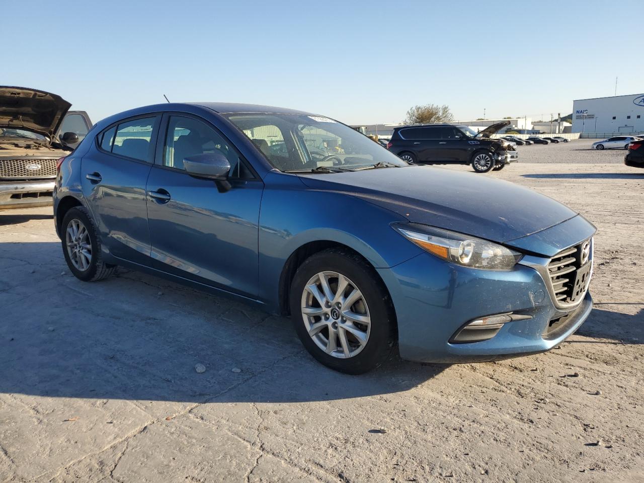 2017 MAZDA 3 SPORT photo 4