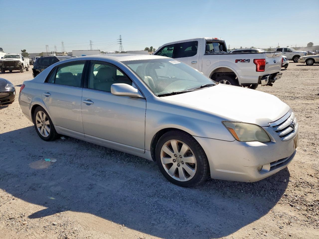 2006 TOYOTA AVALON photo 4